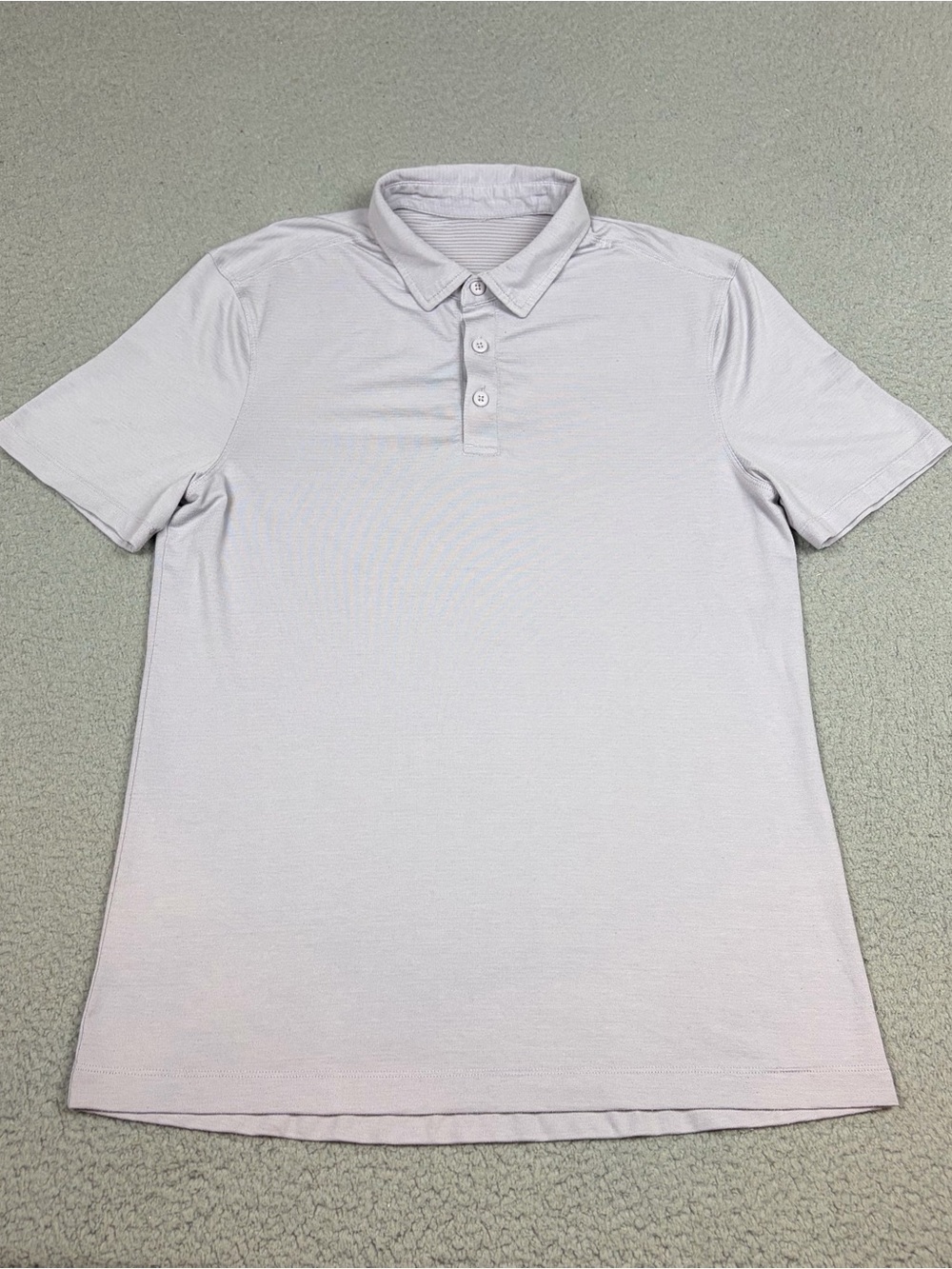 lululemon athletica Evolution Polo Men's Small Short Sleeve - Light Purple
